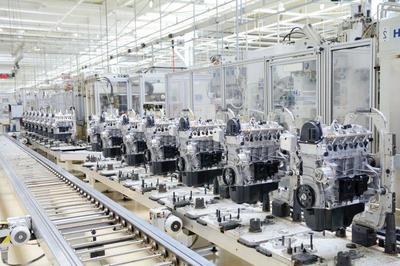 發(fā)動(dòng)機(jī)制造業(yè)圖片-汽車制造廠發(fā)動(dòng)機(jī)生產(chǎn)線素材-高清圖片-攝影照片-尋圖 .