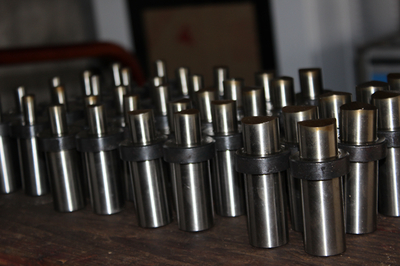 供應(yīng)沖剪機(jī)沖頭、沖模 - 沖剪機(jī)沖頭、沖模盡在中國(guó)刀具商務(wù)網(wǎng) CUT35.COM